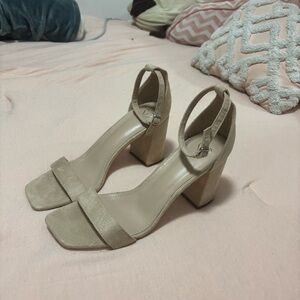 Brand new suade nude heels